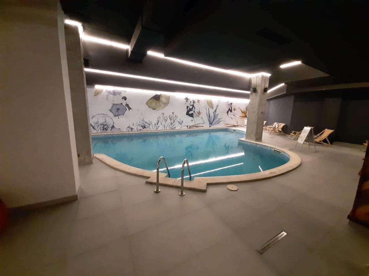 Flora Apartment 612A بوروفتس المظهر الخارجي الصورة